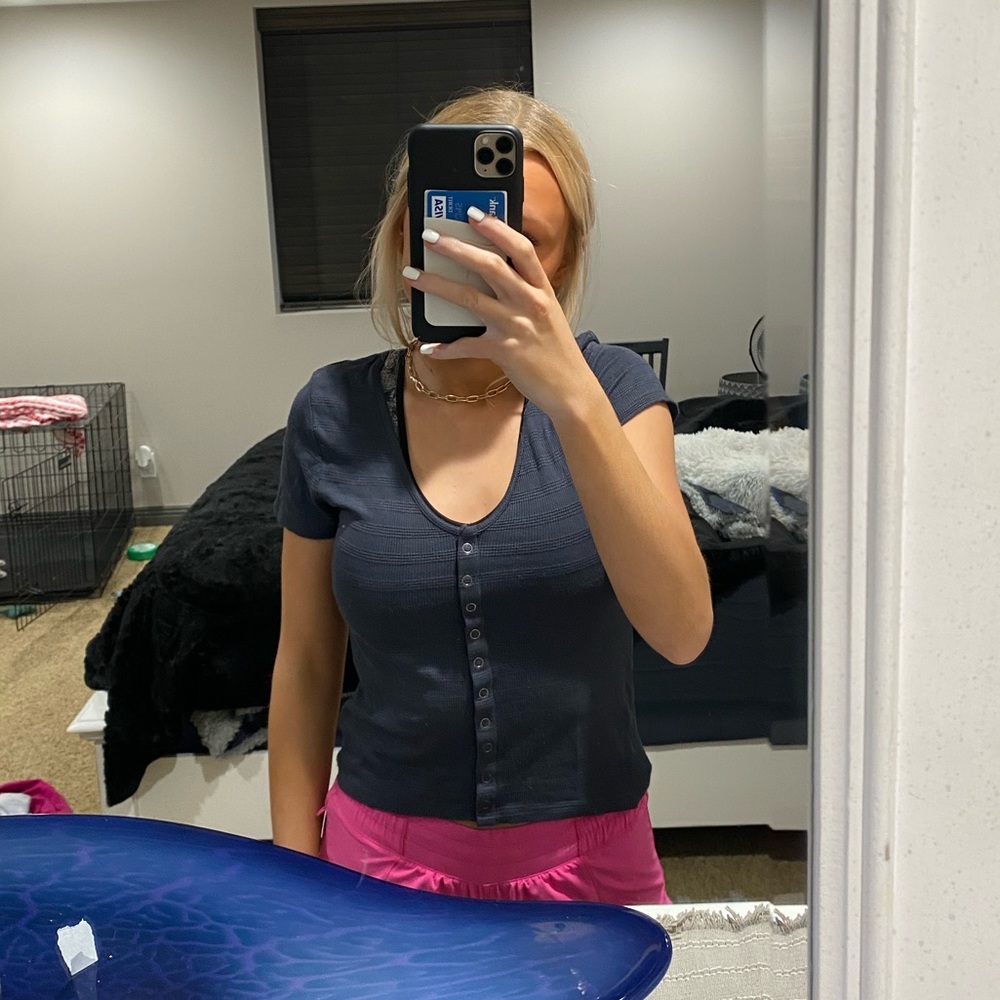AE soft grey top